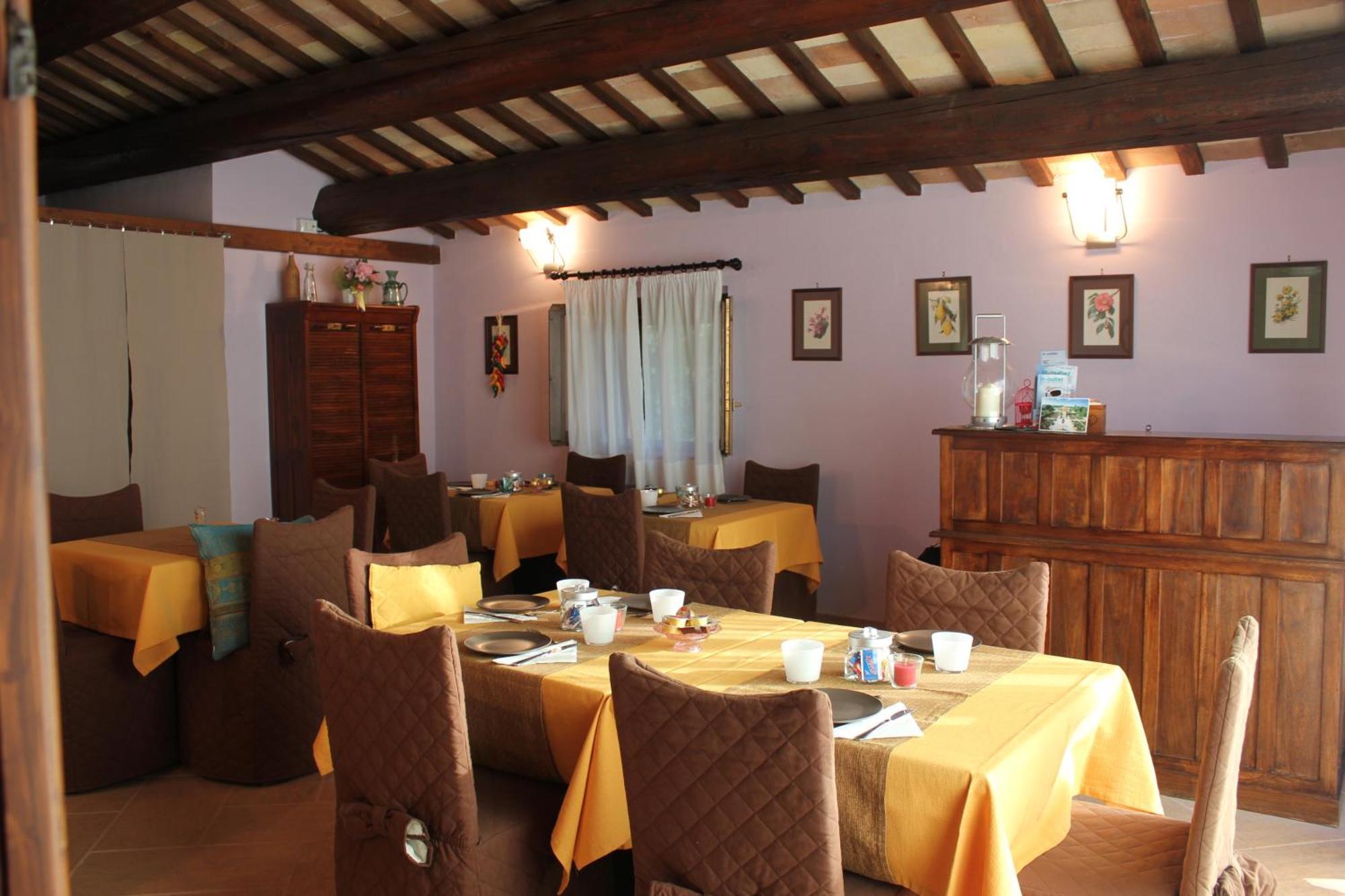 Bed and Breakfast Dimora Di Collio San Severino Marche Exterior foto