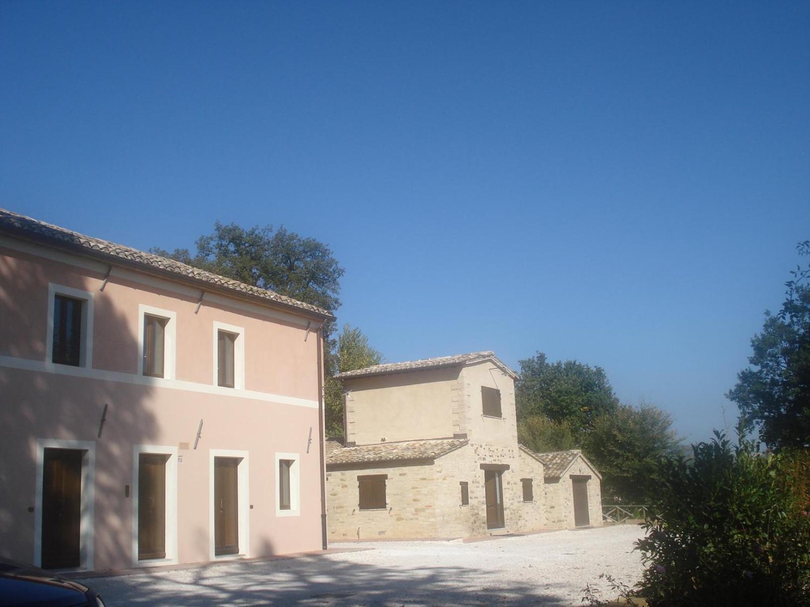 Bed and Breakfast Dimora Di Collio San Severino Marche Exterior foto
